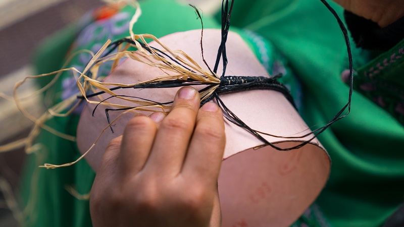 raffia weaving